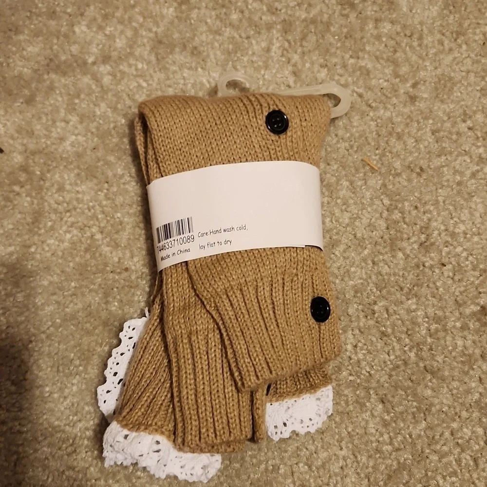 Leg Warmers Womens Tan Lace White One Size New Knit Crochet